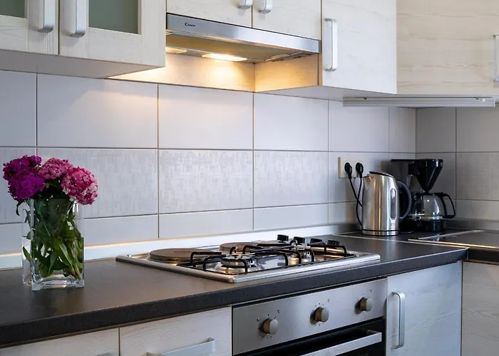 Mistral * لوبار