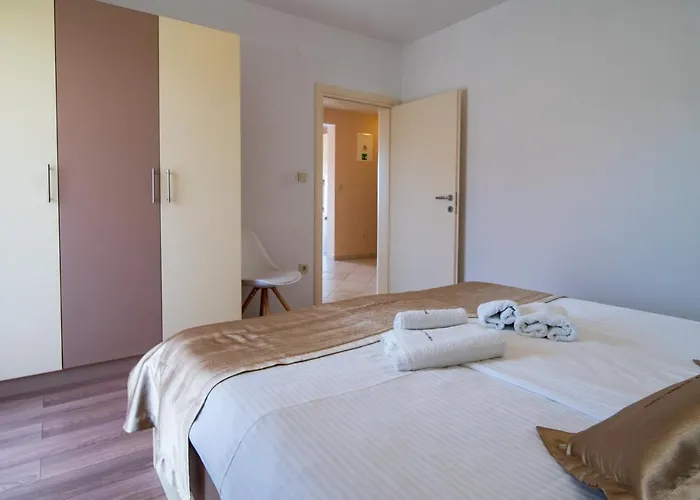 Mistral Διαμέρισμα