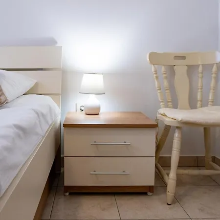 Mistral Apartment Lopar